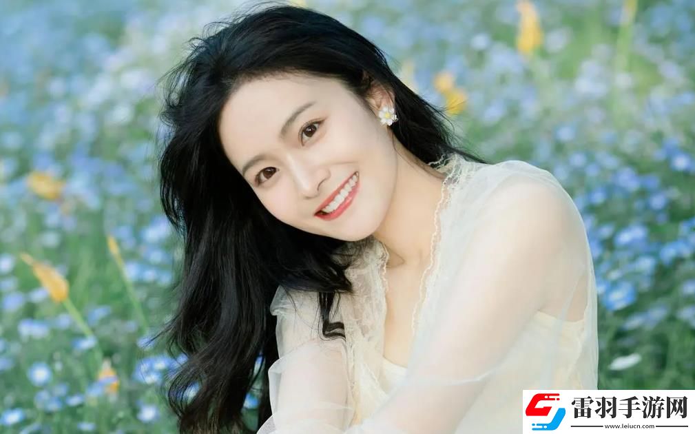 青青河邊草高清免費(fèi)版新聞：歷久彌新再現(xiàn)熒屏經(jīng)典，熟悉旋律喚醒無(wú)數(shù)回憶！