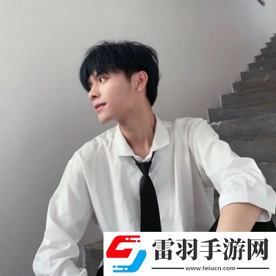 ins風(fēng)超拽帥氣男生頭像2021氣場相合的兩個人發(fā)自內(nèi)心的互相吸引