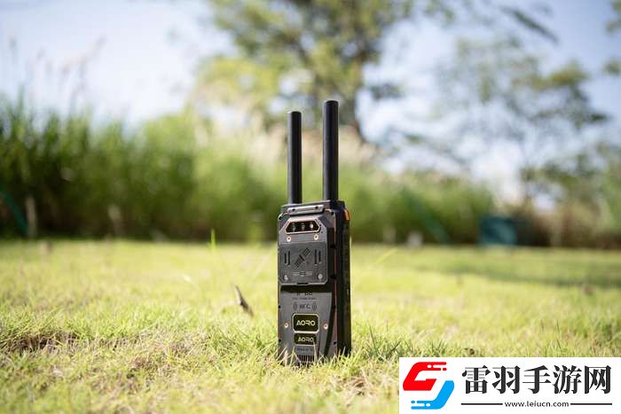 永不失聯(lián)！遨游雙衛(wèi)星三防手機(jī)成為高效應(yīng)急關(guān)鍵所在
