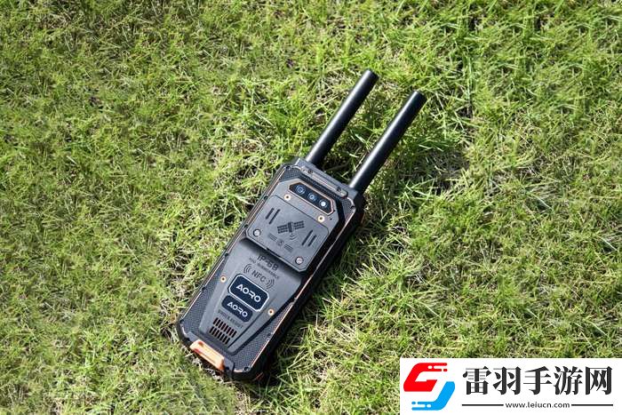 永不失聯(lián)！遨游雙衛(wèi)星三防手機(jī)成為高效應(yīng)急關(guān)鍵所在