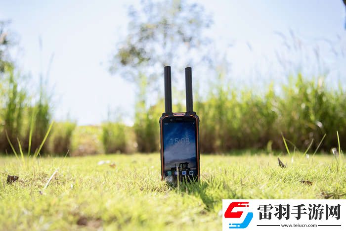 永不失聯(lián)！遨游雙衛(wèi)星三防手機(jī)成為高效應(yīng)急關(guān)鍵所在