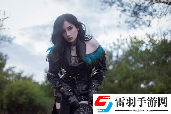 國(guó)外小姐姐COS巫師葉奈法頗具異域風(fēng)情超吸睛
