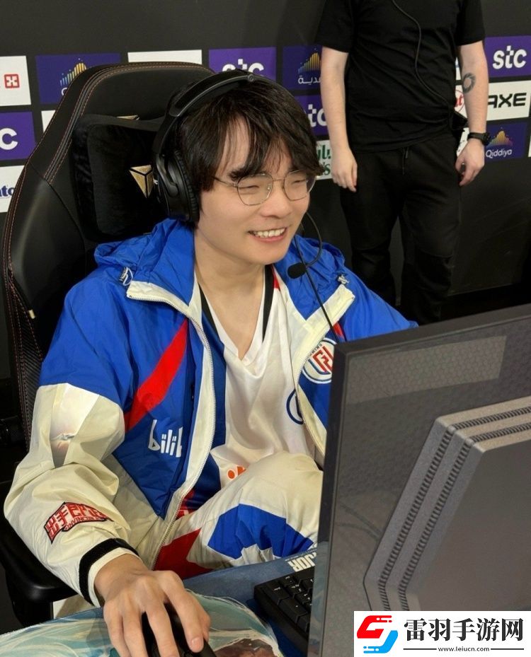 LGD分享Dota2利雅得大師賽入圍賽現場照片
