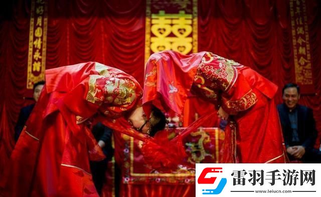 “男海茫?？萍紟p峰！‘何處不紅塵’的瘋狂時(shí)代”