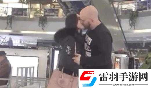 少婦與黑人老外激情纏綿