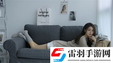 二人撲克劇烈運動打撲克軟件無遮擋版